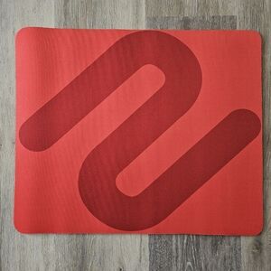Keyboard / mouse pad